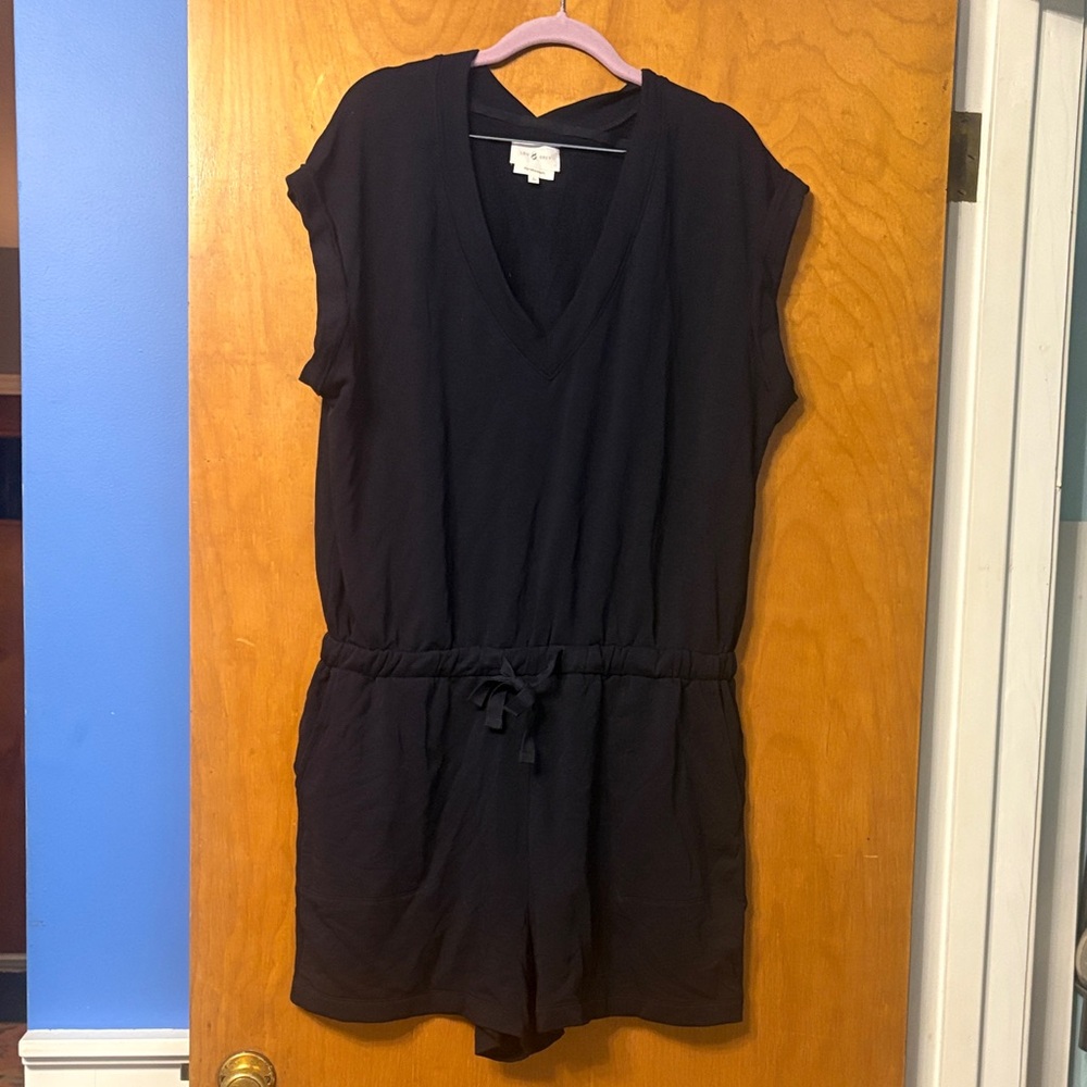 Lou & Grey Deep Blue V-Neck Blouse